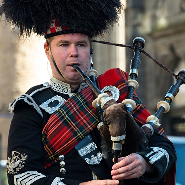 bagpipe player