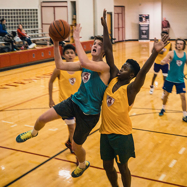 basketball team playing on holiday